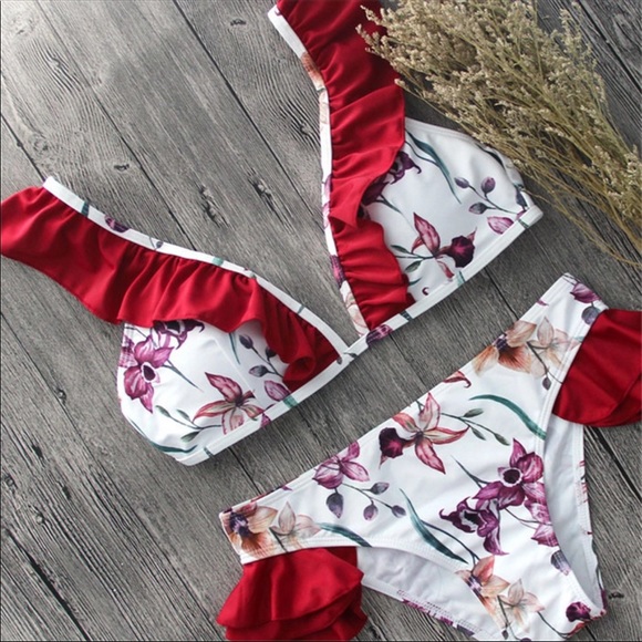 Floral Print ruffle bikini NWOT - Picture 3 of 4